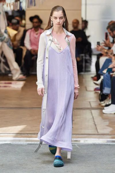 Look 33